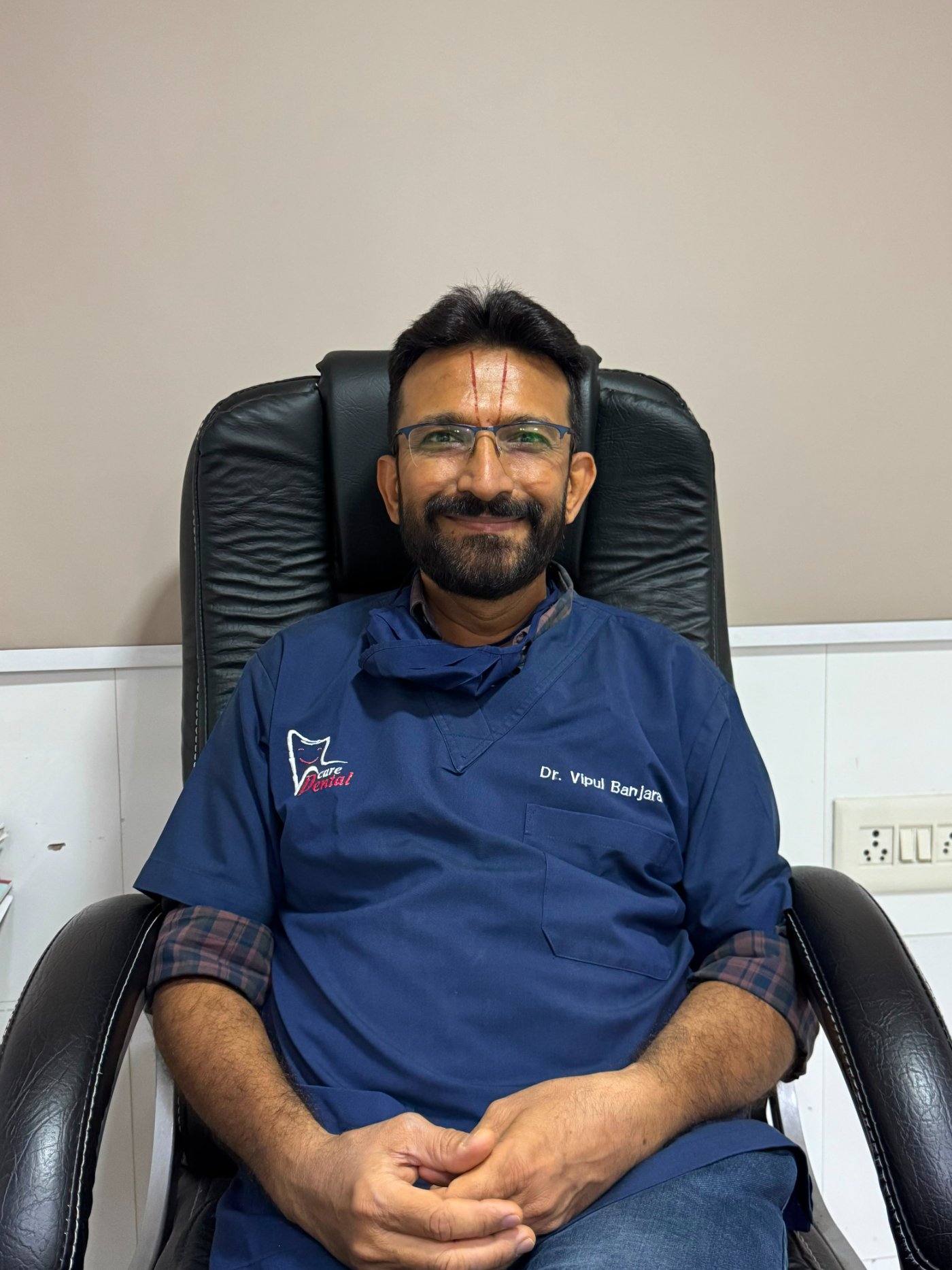 Dr. Vipul Banjara, BDS